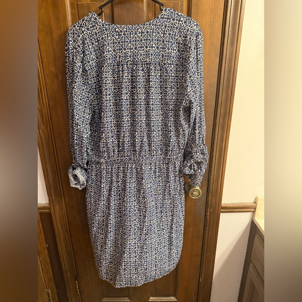 Loft size Large long sleeved navy print dress EUC - Picture 2 of 3